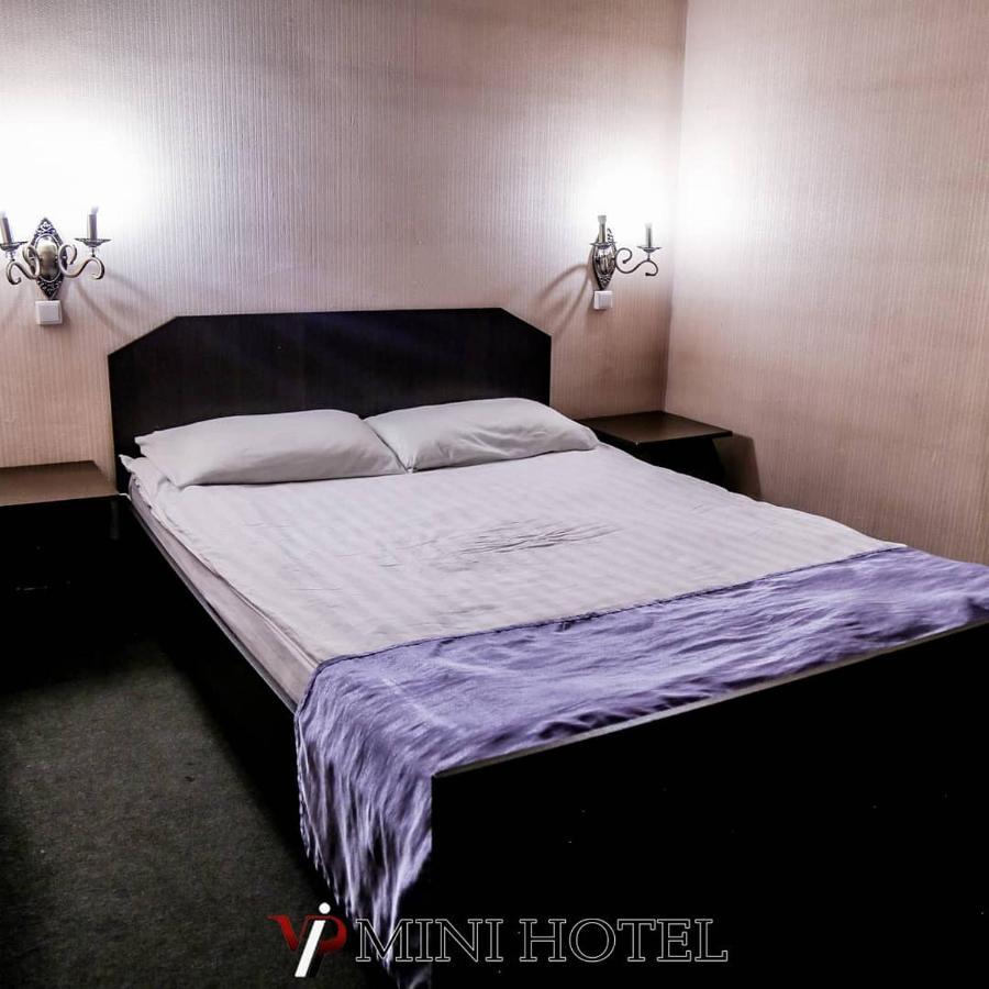 Vip Mini Hotel Semey Exterior foto
